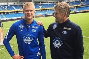 巴西女排五局鏖战3-2险胜日本 挺进世联赛决赛